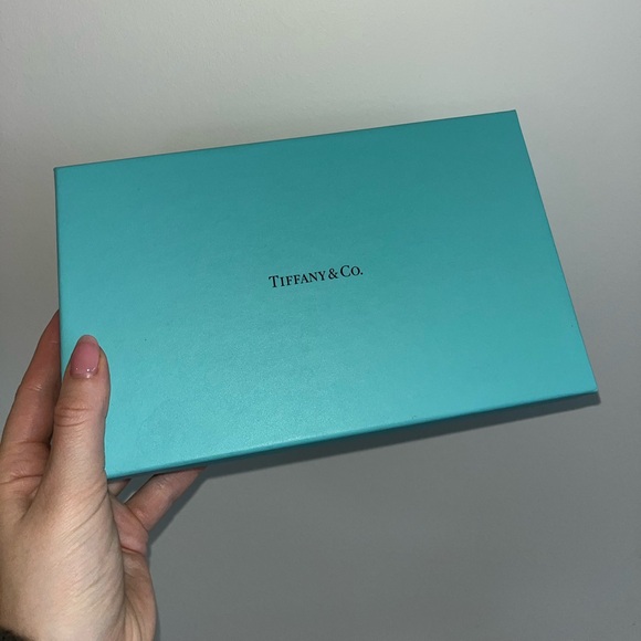 Tiffany & Co. Wave Leather Half Moon Wallet - Picture 3 of 8